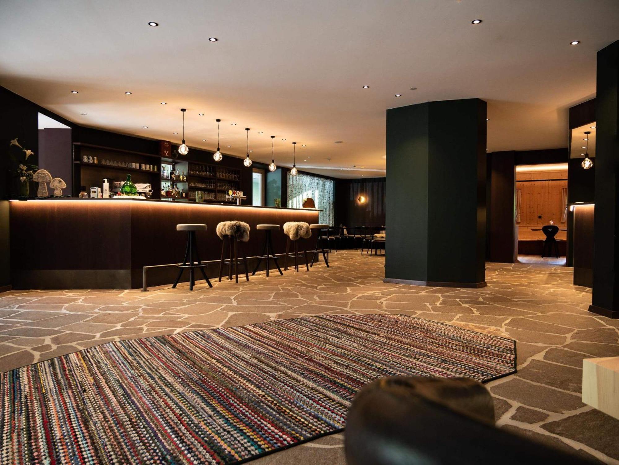 Alpine Life Hotel Anabel Кадипиетра Екстериор снимка